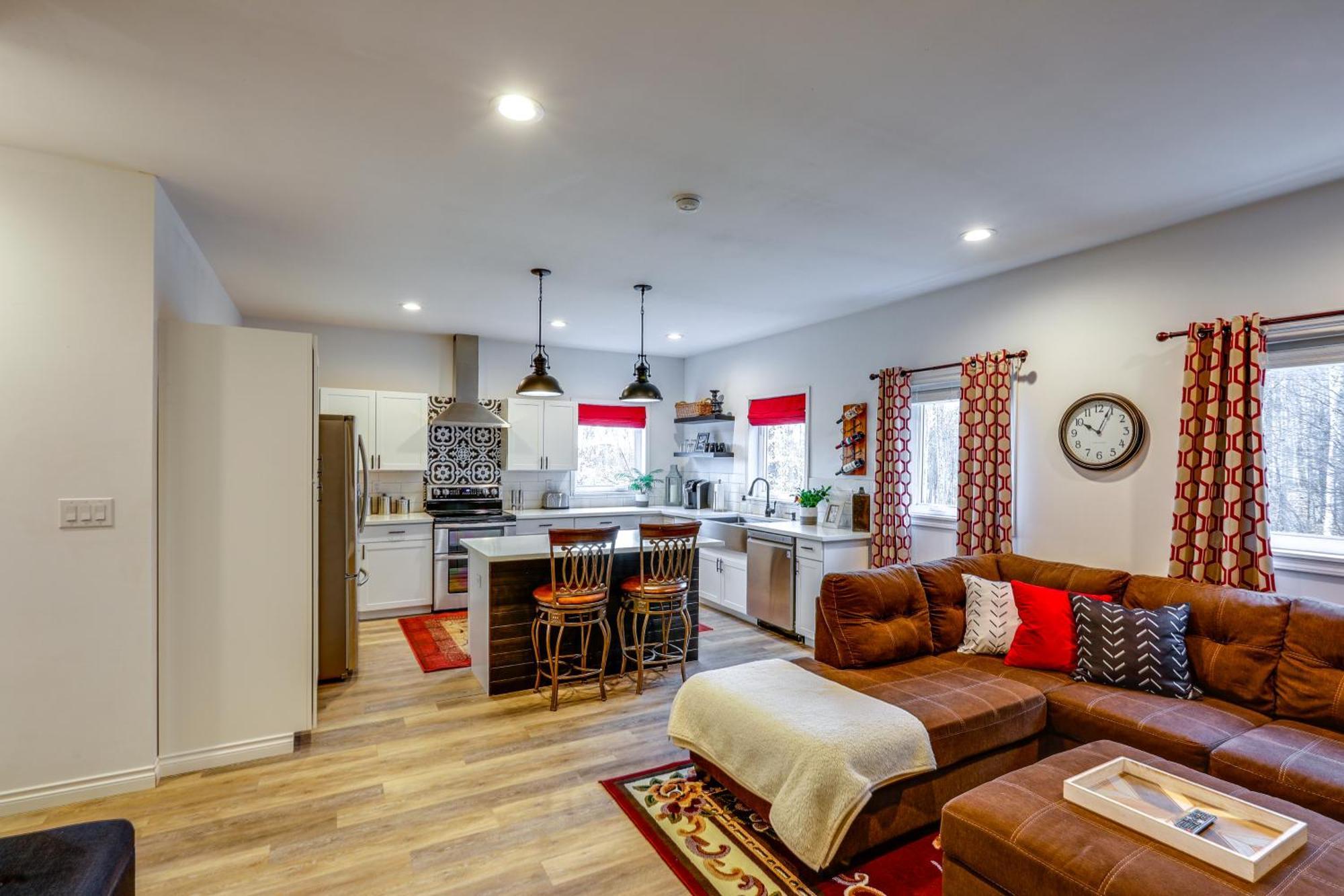 Convenient Fairbanks Guest Suite With Grill! Bagian luar foto